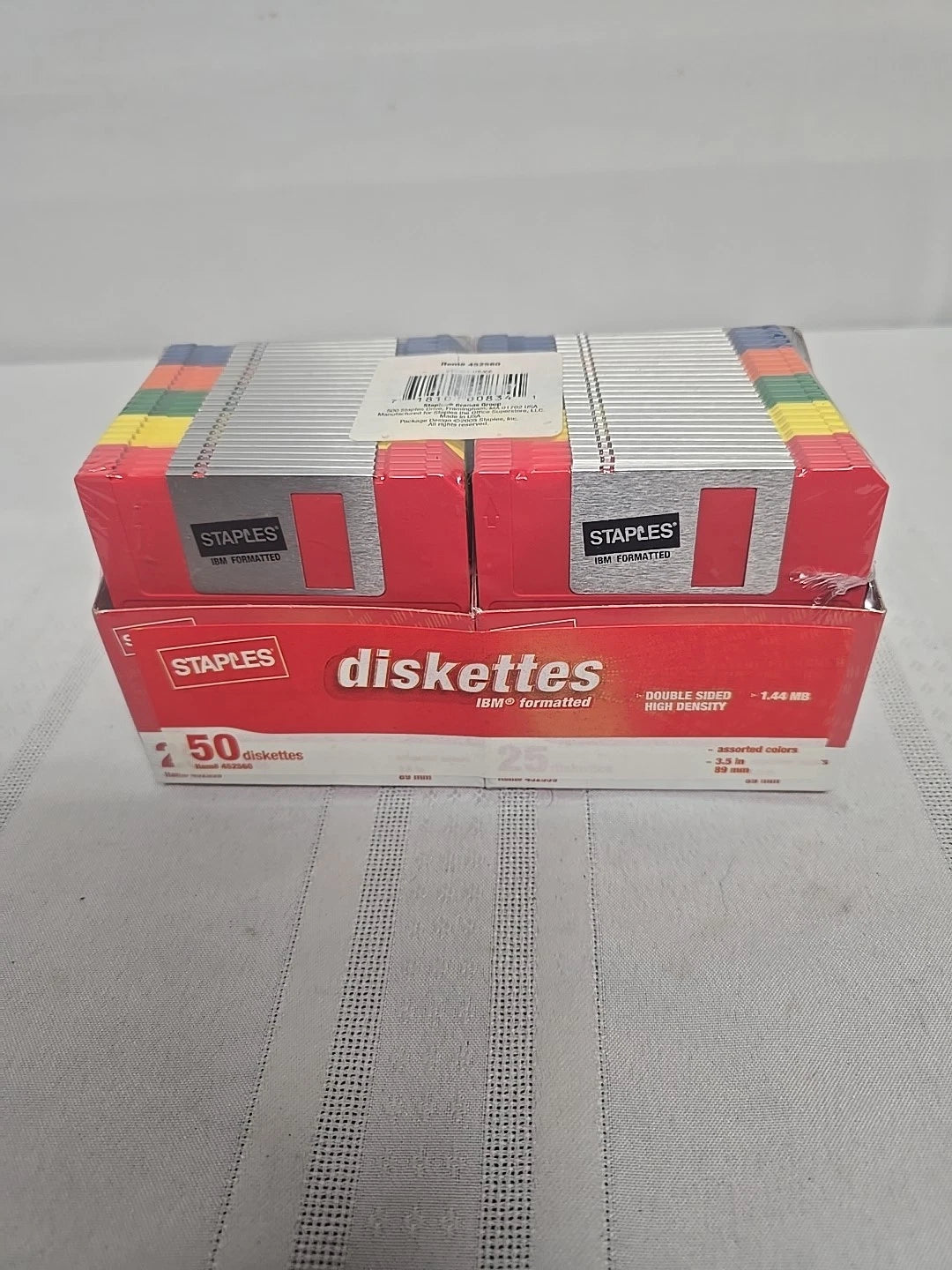 50 Disk Pack - STAPLES 3.5" 1.44MB IBM Format Floppy Disks Diskette - SEALED NEW