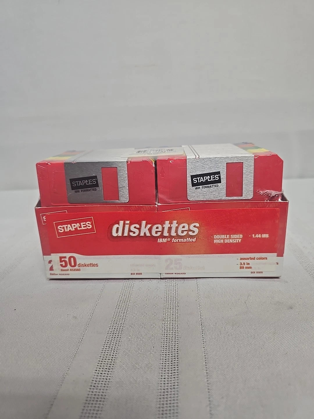 50 Disk Pack - STAPLES 3.5" 1.44MB IBM Format Floppy Disks Diskette - SEALED NEW